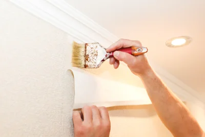 Pose de papier peint à Montmerrei — revêtements muraux et toiles de verre